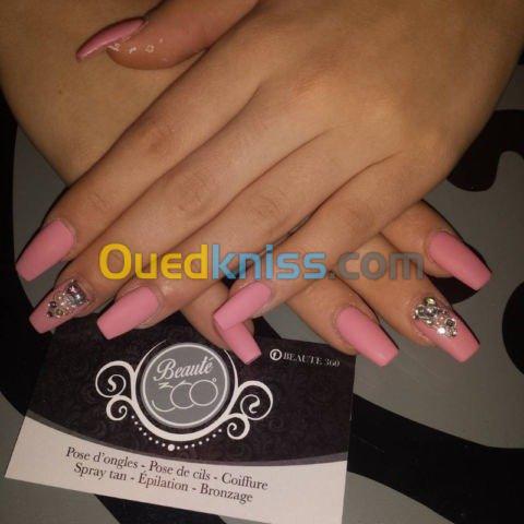 pose des ongles /cils /tissage