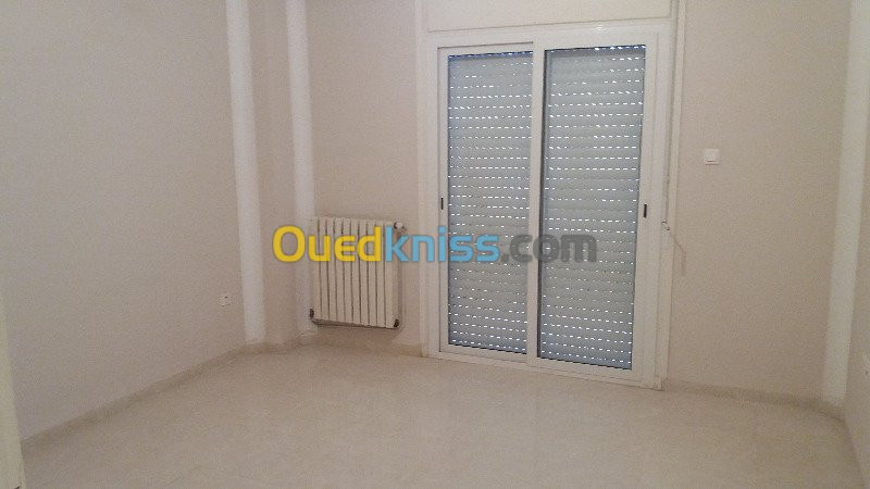 Location Appartement F4 Alger Hydra