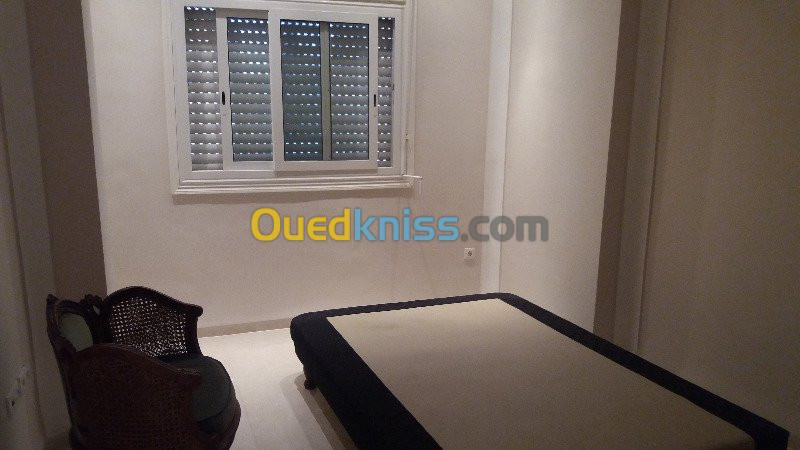 Location Appartement F4 Alger Hydra