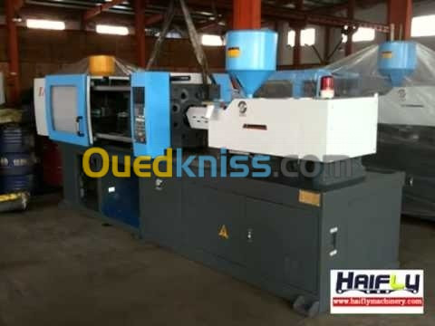 Machine injection de plastique