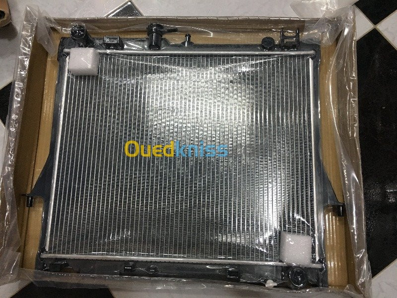 RADIATEUR MOTEUR ISUZU D-MAX 2.5