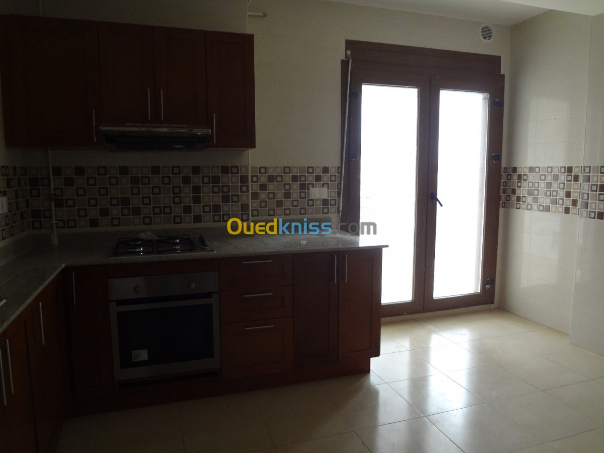 Location Appartement F4 Alger El achour