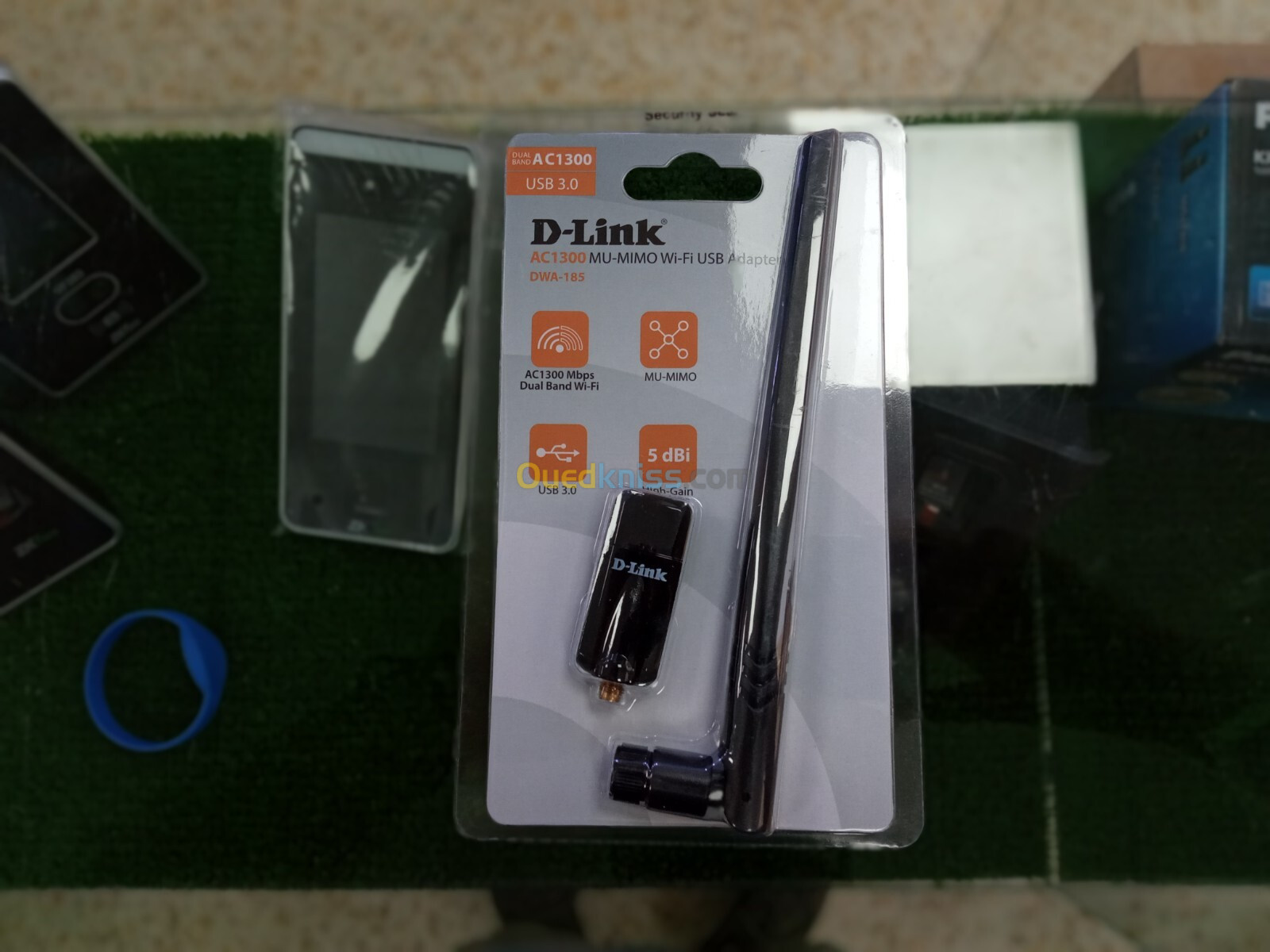 D-Link Adaptateur USB Wi-Fi AC1300 MU-MIMO DWA-185