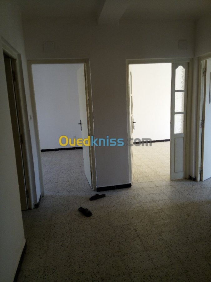 Vente Appartement F3 Relizane Oued rhiou