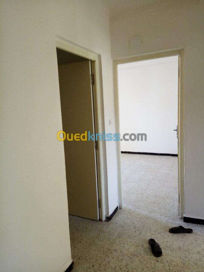 Vente Appartement F3 Relizane Oued rhiou