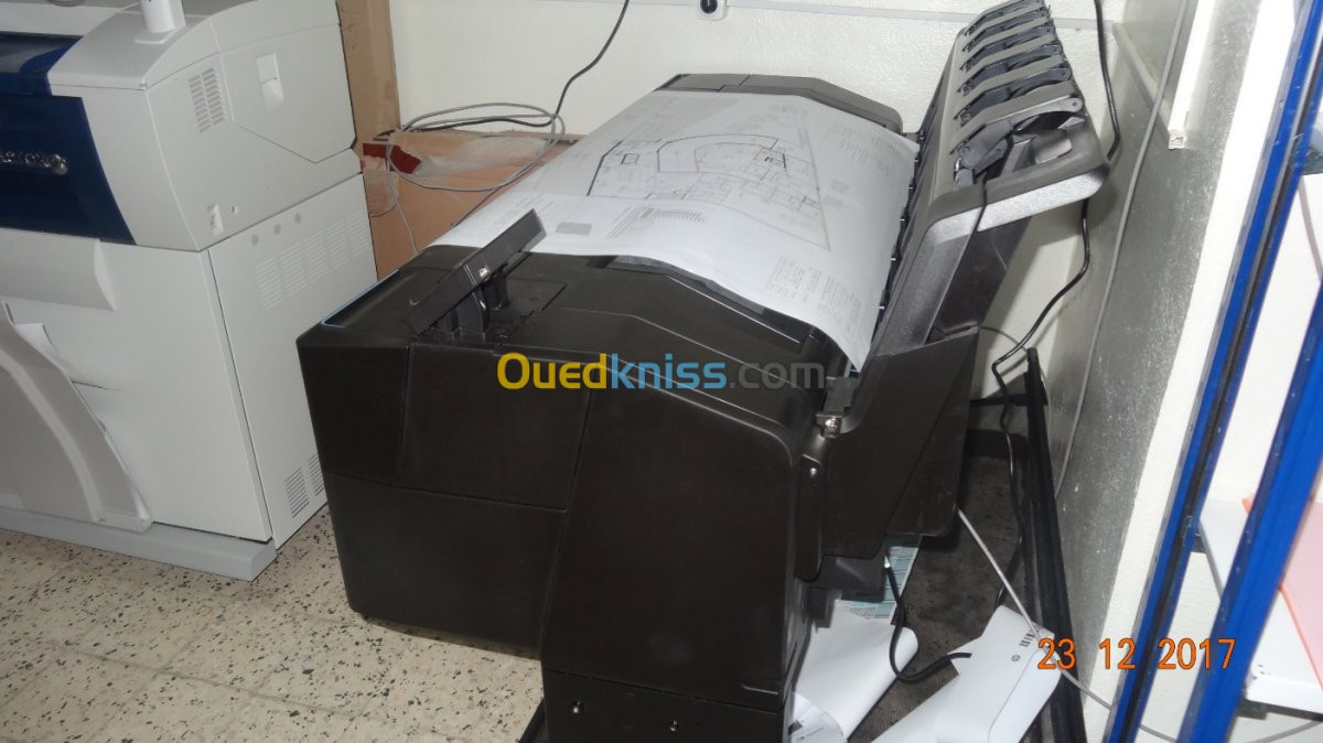 Vente TRACEUR  HP Design jet  T930