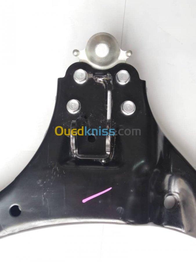 TRIANGLE DE SUSPENSION INF ISUZU D-MAX