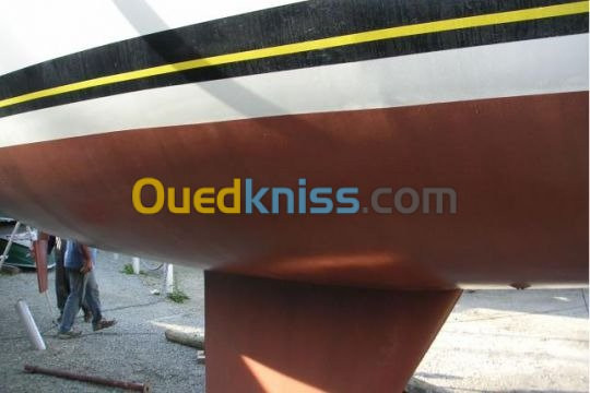 Peinture antifouling pour bateau