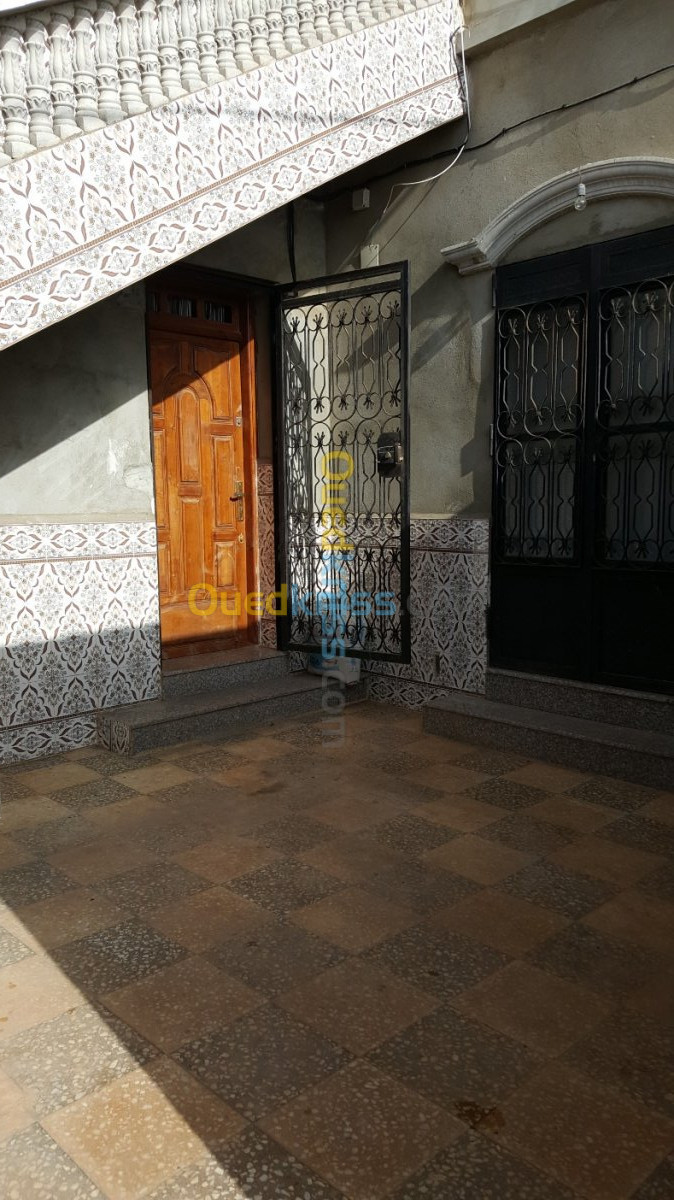 Vente Villa Chlef Sidi abderrahmane