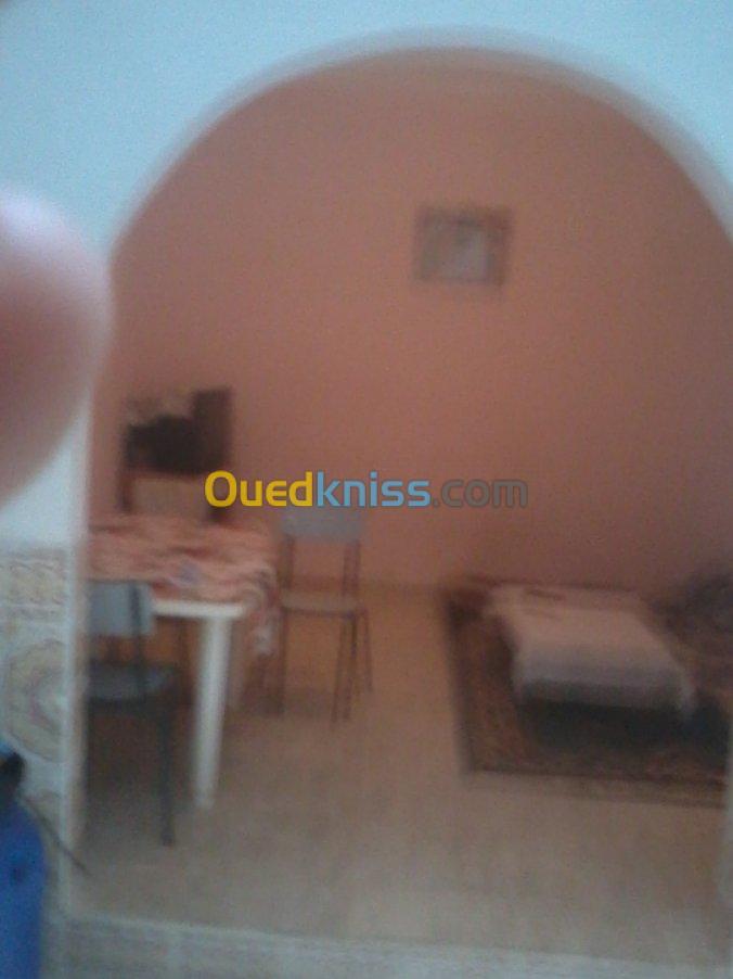 Location Appartement F5 Jijel Jijel