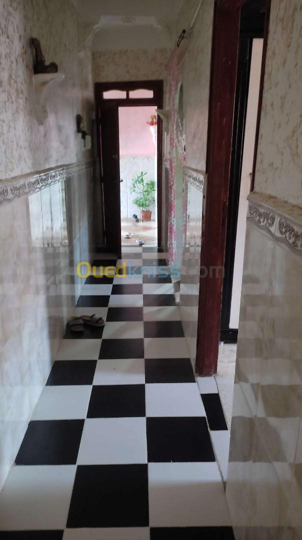 Location Appartement F2 Jijel Kaous