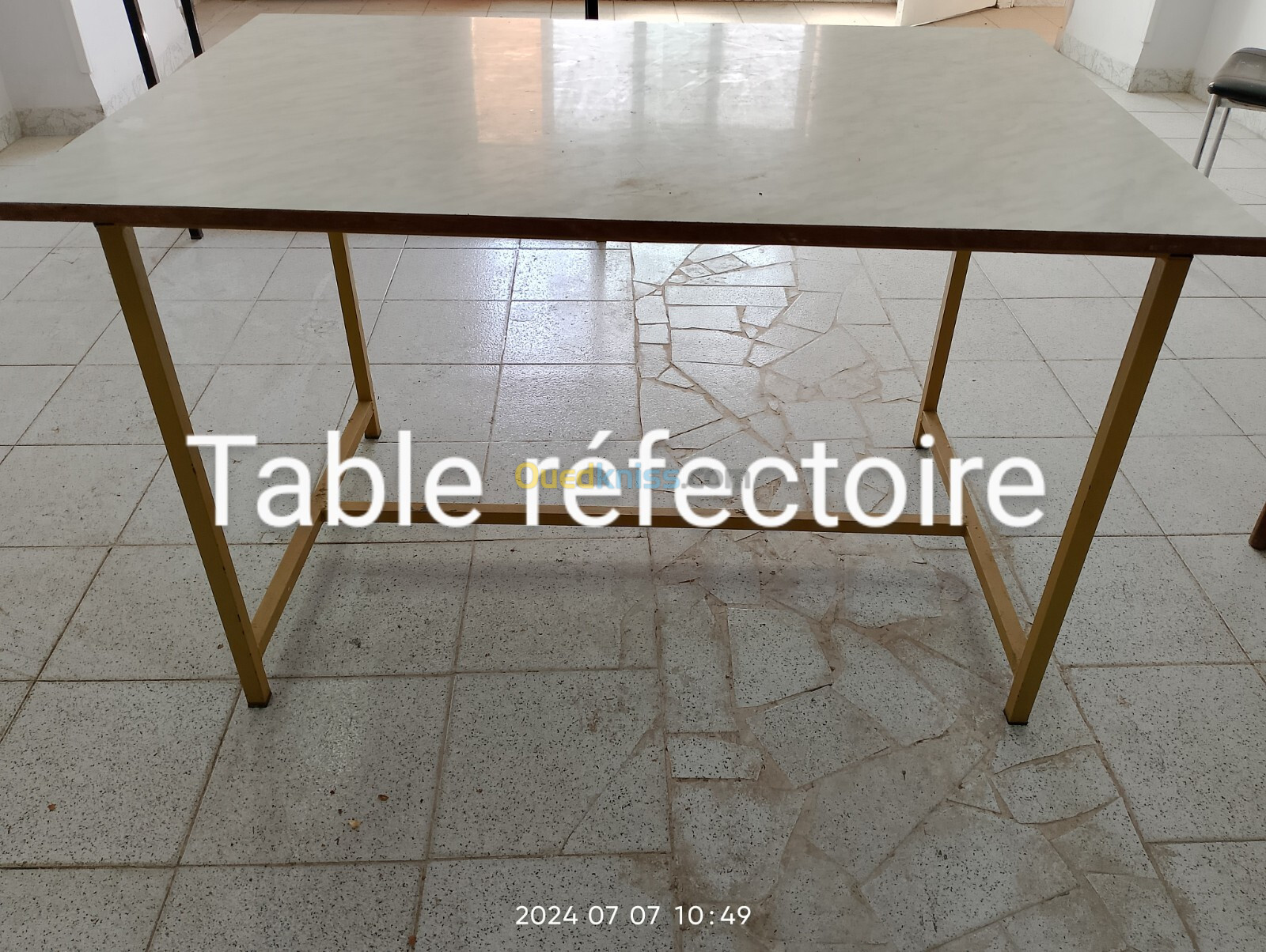 Table réfectoire 