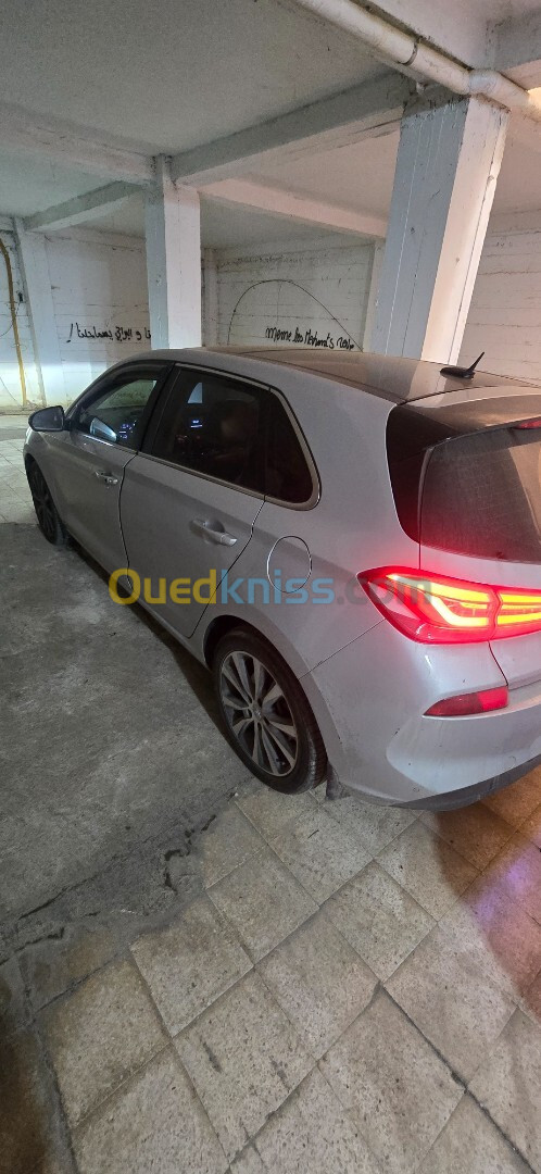 Hyundai i30 2018 Toute options