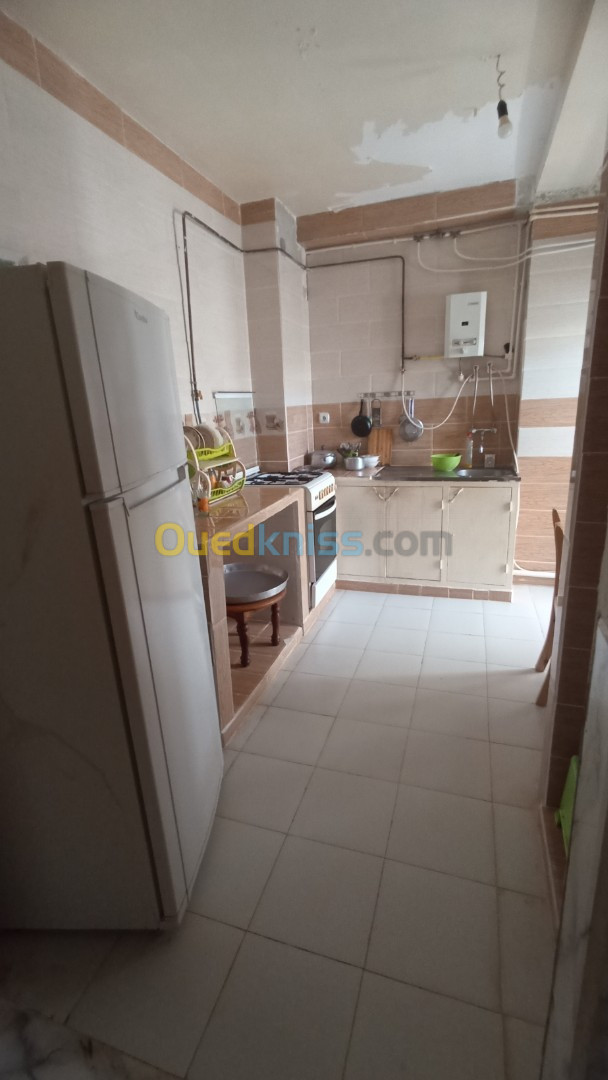 Location vacances Appartement F2 Skikda Collo