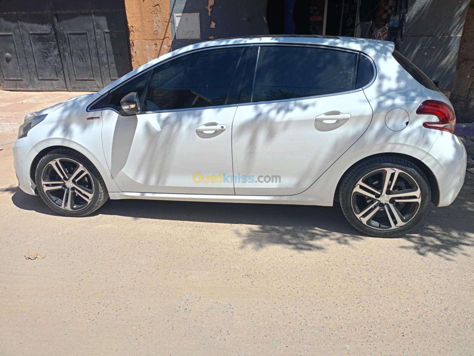 Peugeot 208 2017 GTi Facelift