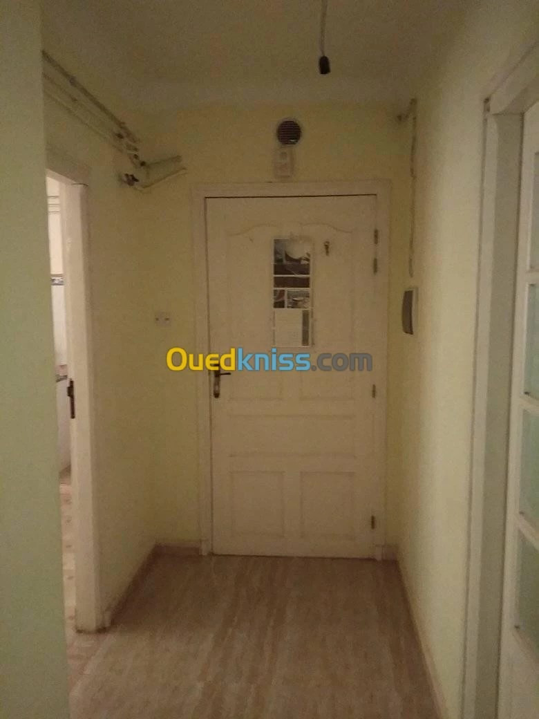 Location Appartement F3 Oran Gdyel