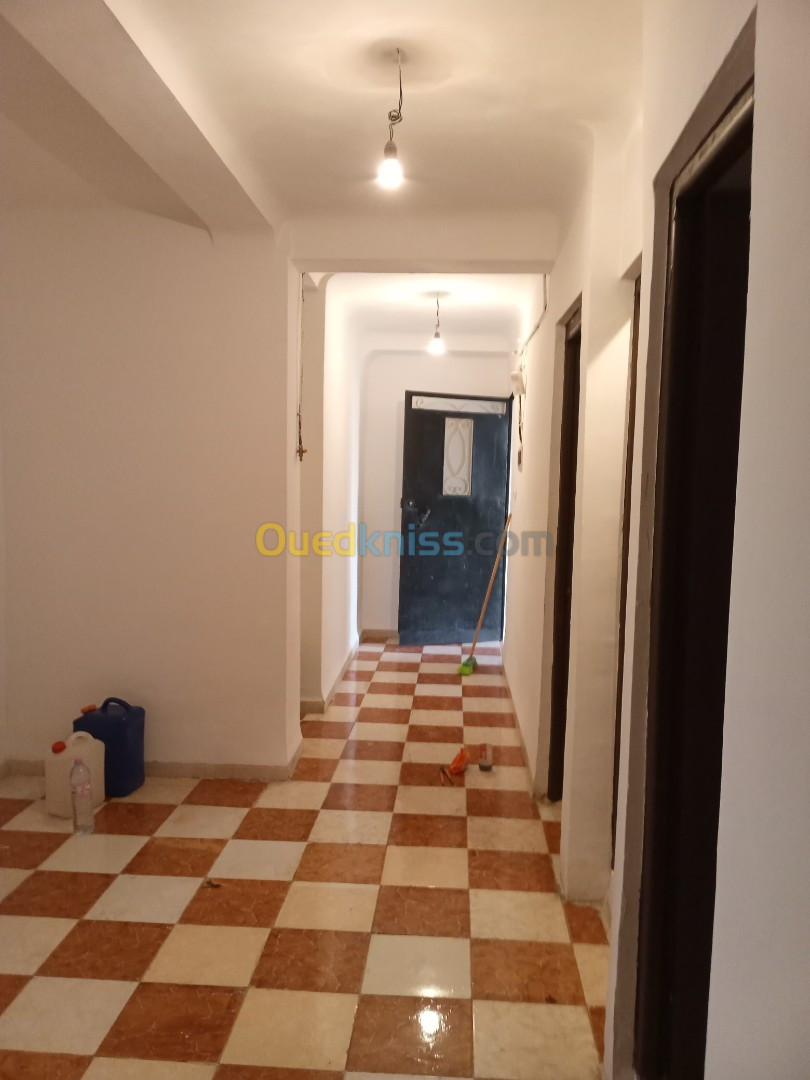 Vente Appartement F3 Sidi bel abbes Ain el berd