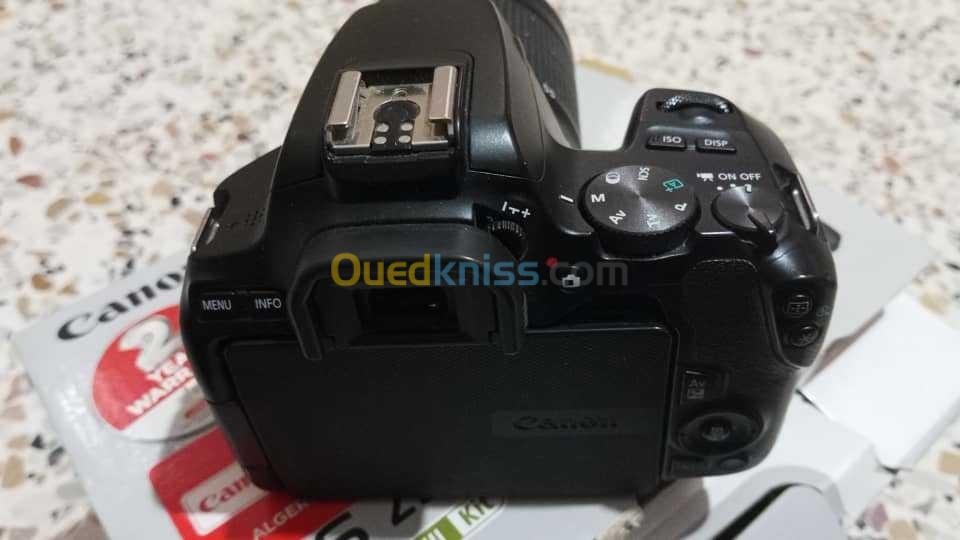 Canon EOS 250d objectif  lll kit 4k