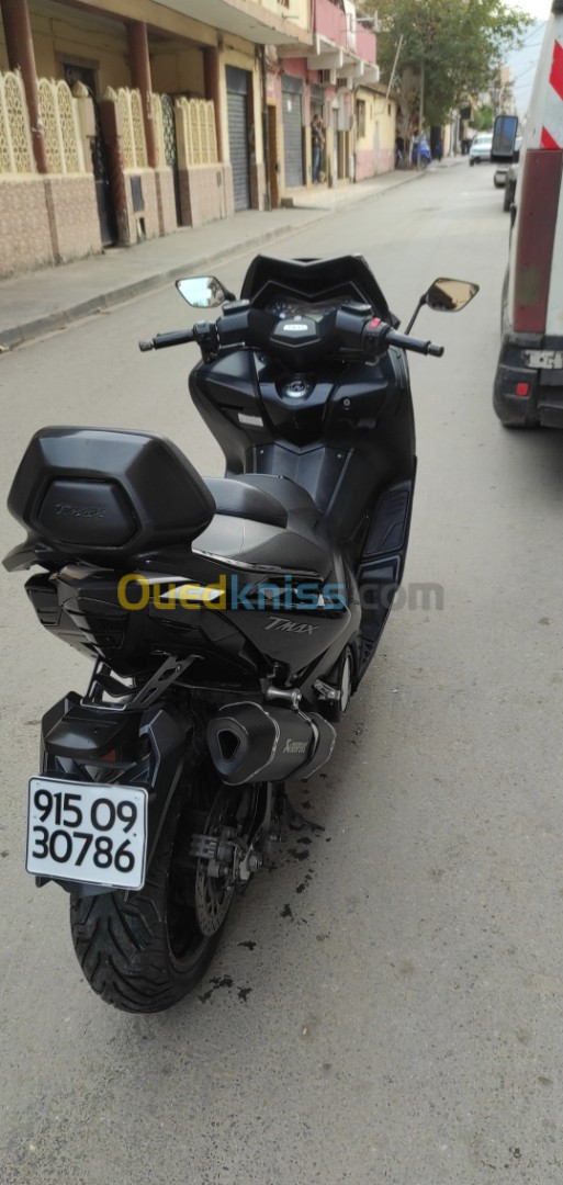 Yamaha Tmax530 2015