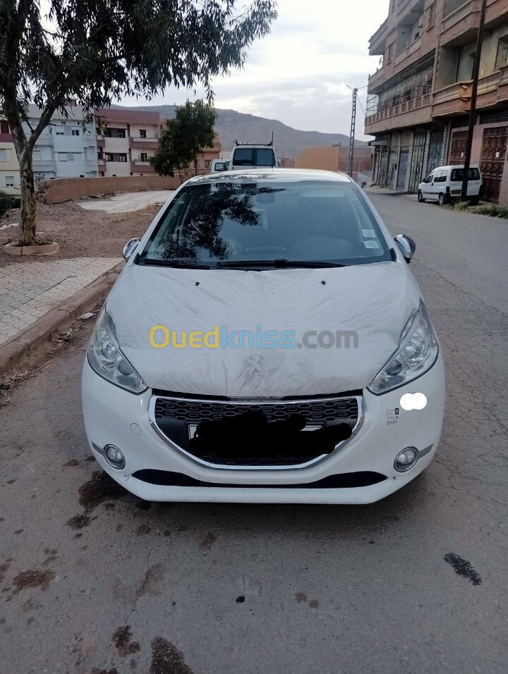 Peugeot 208 2013 Allure