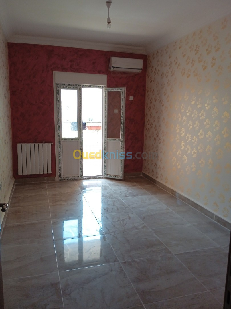 Vente Appartement F04 Tipaza Bou ismail