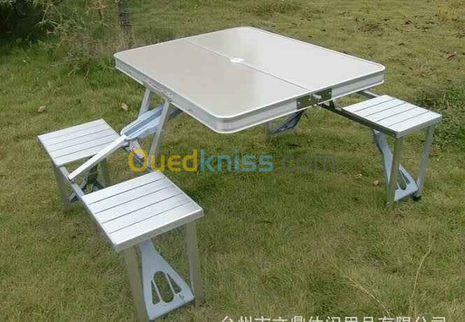 طاولة Table camping pliable avec 4 sièges 