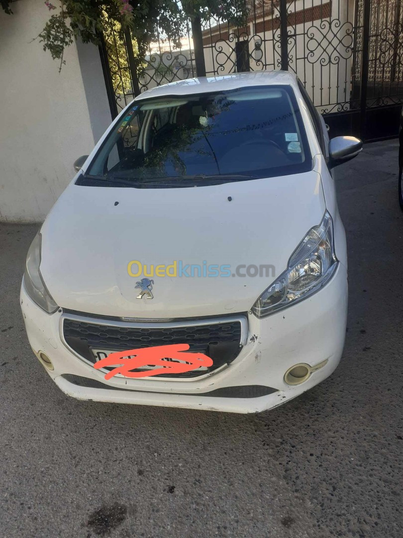 Peugeot 208 2015 208