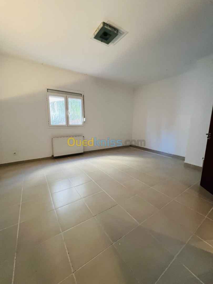 Location Appartement F4 Alger Cheraga