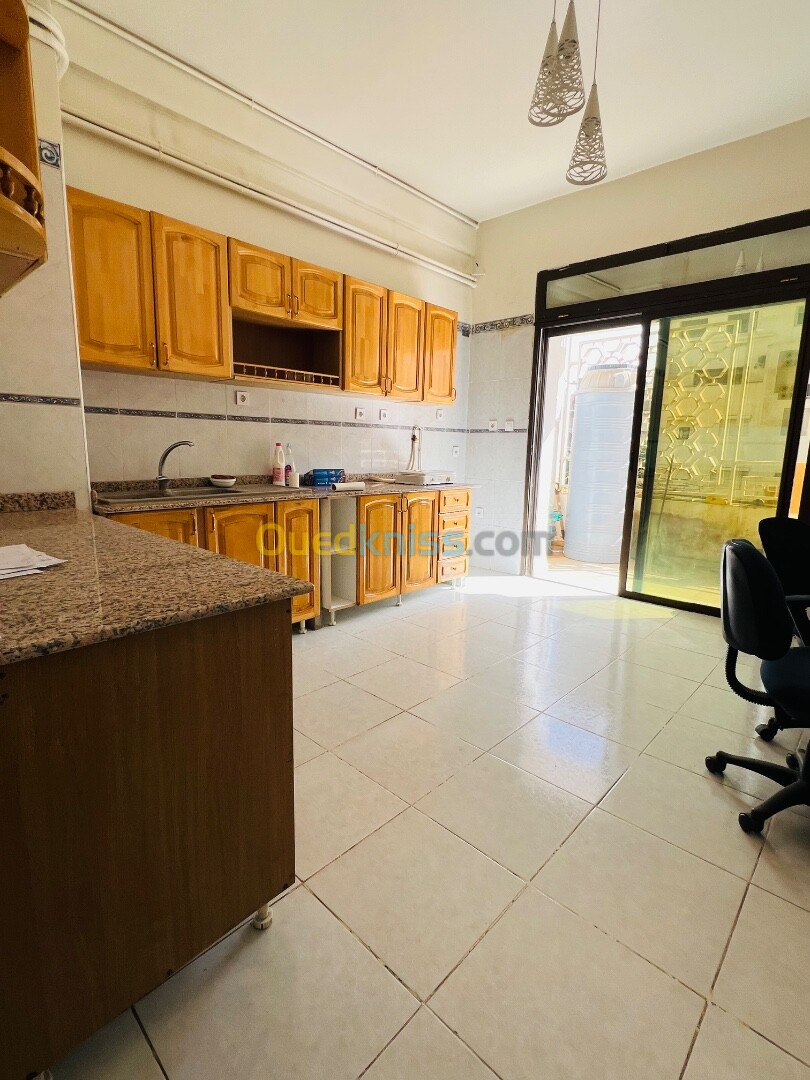 Location Appartement F4 Alger Ben aknoun