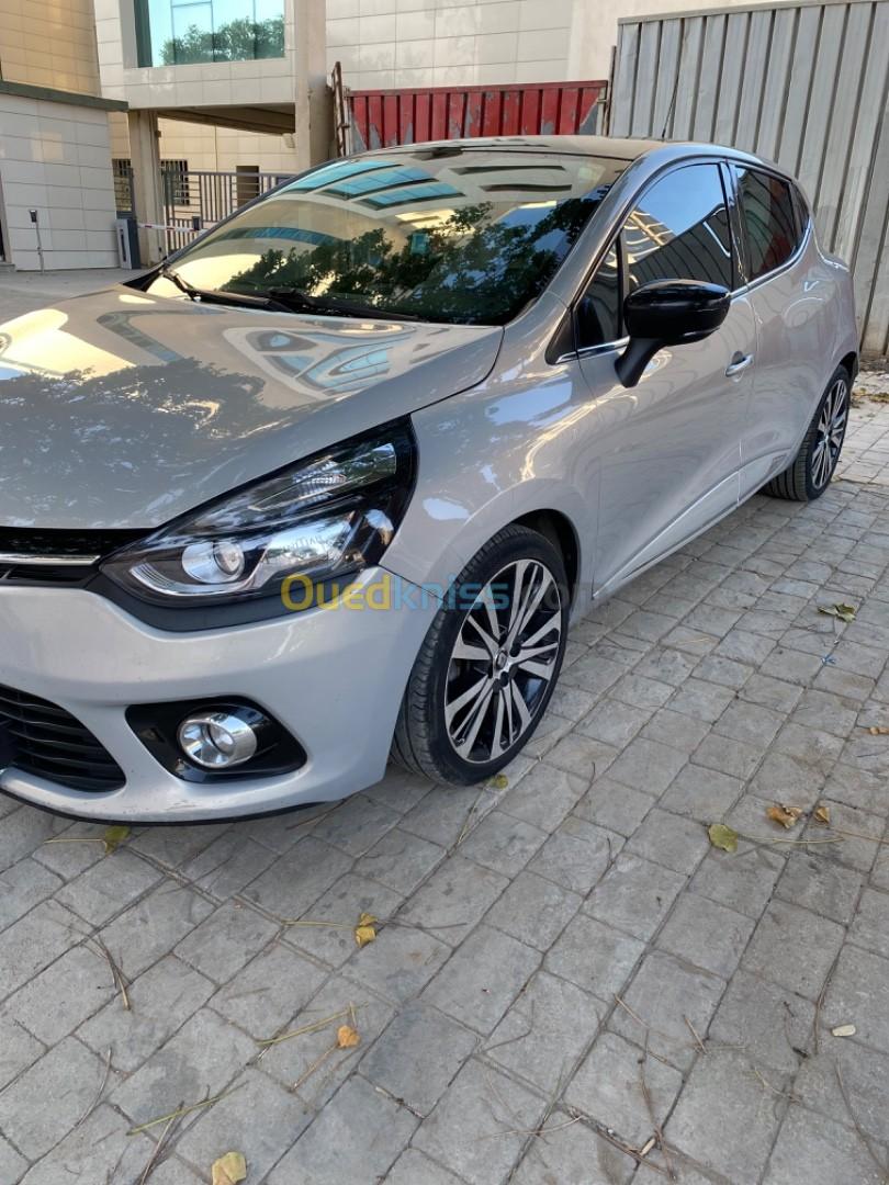 Renault Clio 4 2017 Initialale