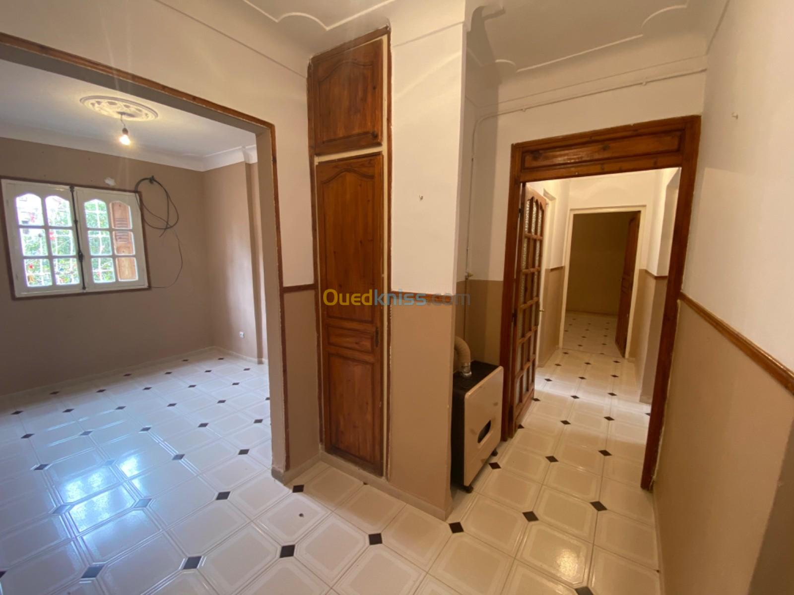 Location Appartement F3 Alger Ain benian