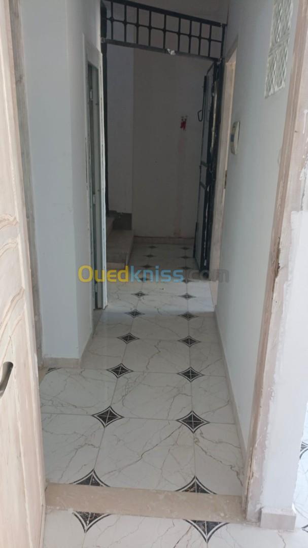 Location Niveau De Villa F4 Tipaza Kolea