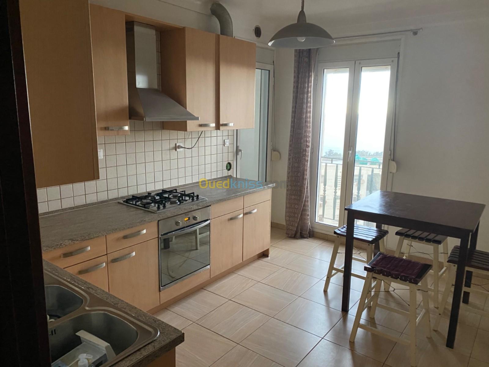 Location Appartement F4 Oran Oran