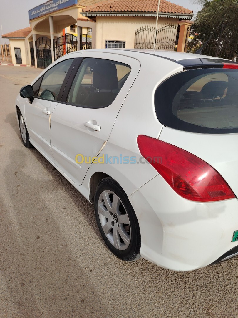 Peugeot 308 2013 