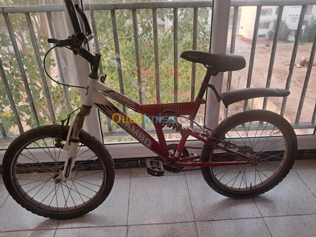 vends vélo RAMBO