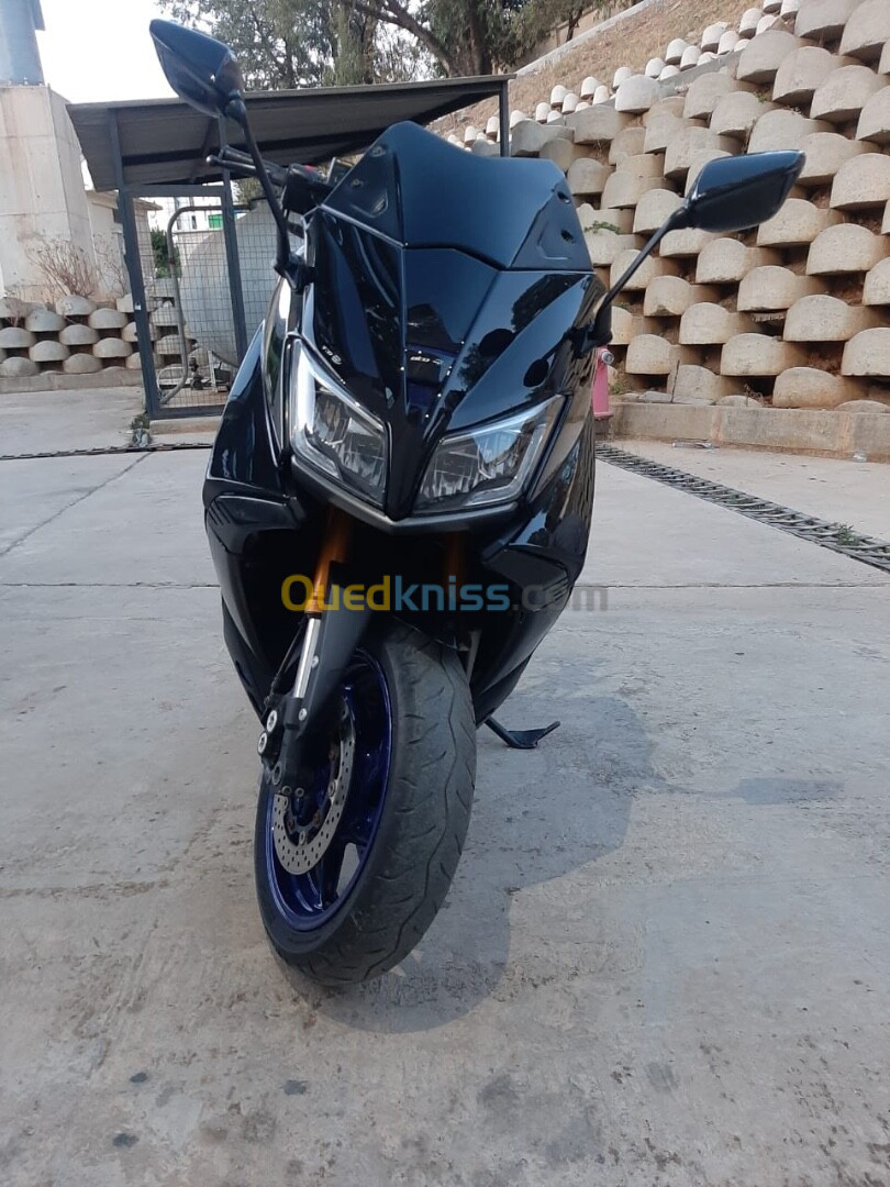 YAMAHA TMAX IRON 2 2015