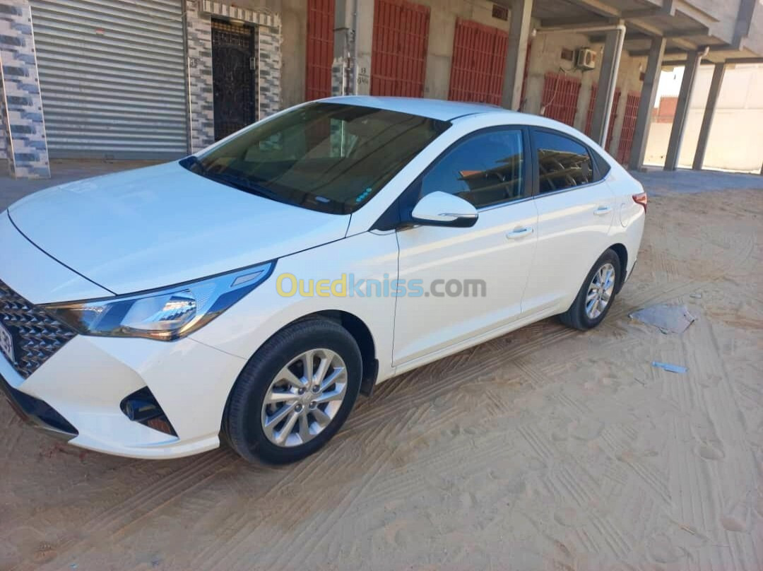 Hyundai Accent 2023 1.6 ess