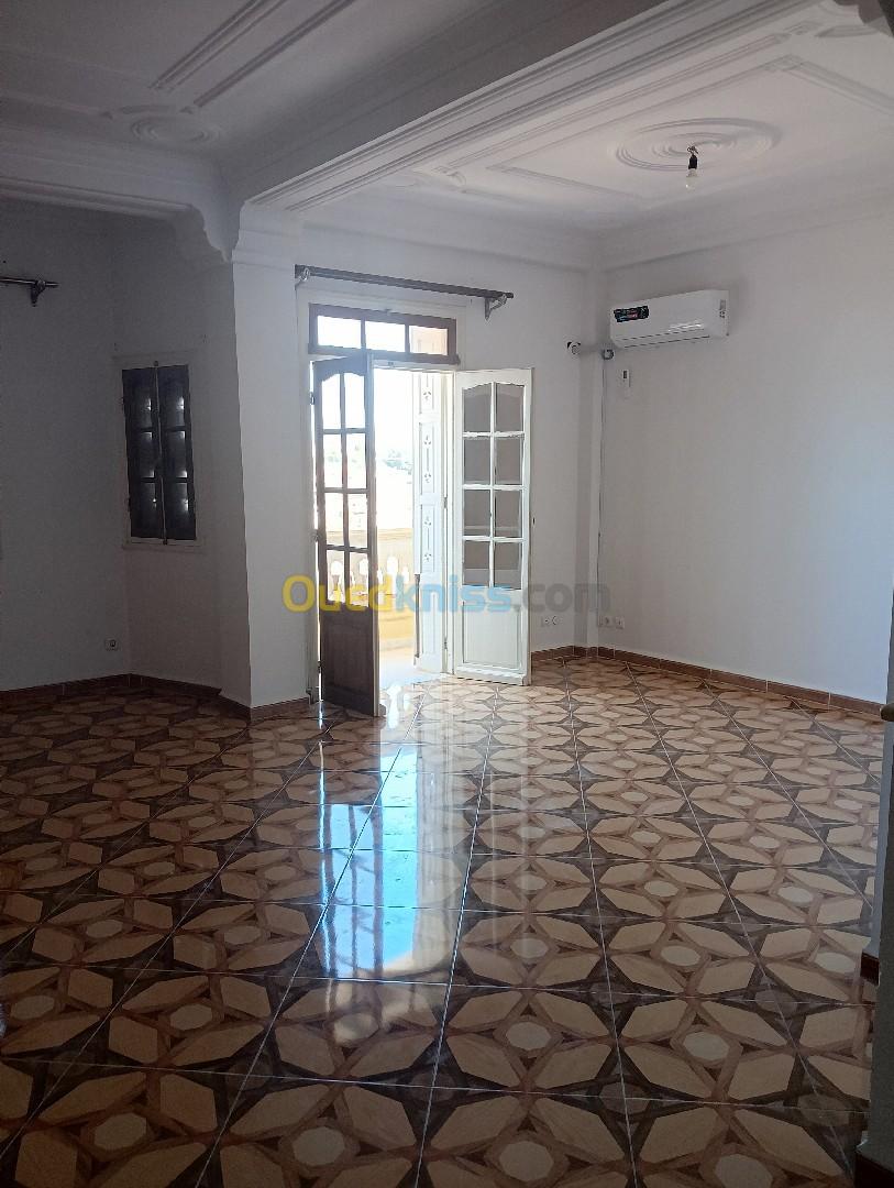 Location Niveau De Villa F4 Alger Ain naadja