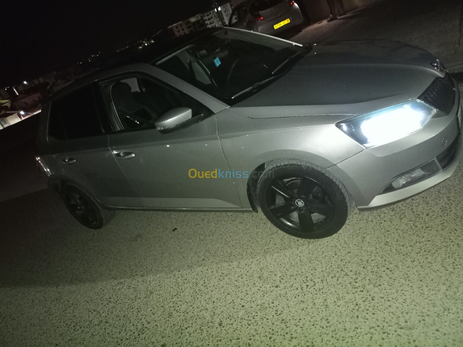 Skoda Fabia 2016 Style (avec toit panoramique)