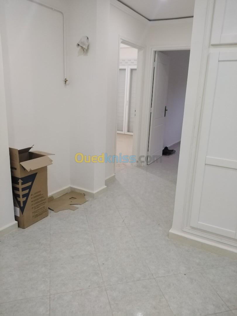 Location Appartement F4 Tipaza Kolea