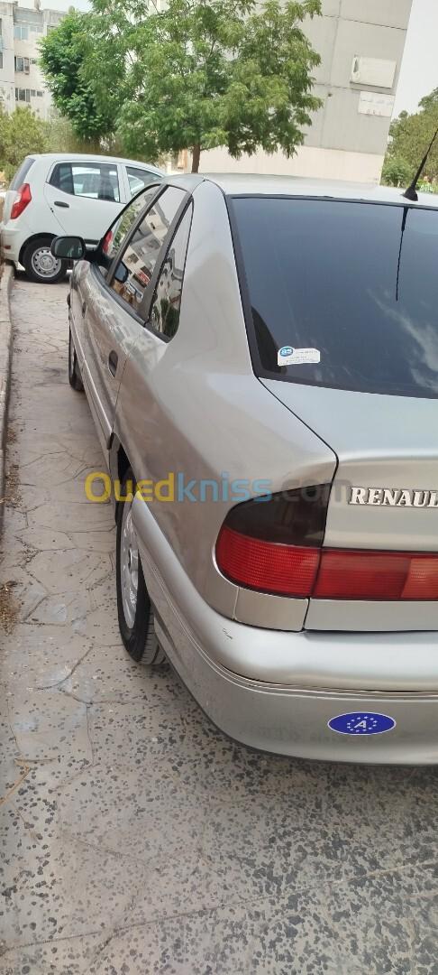 Renault Safrane 1999 Safrane