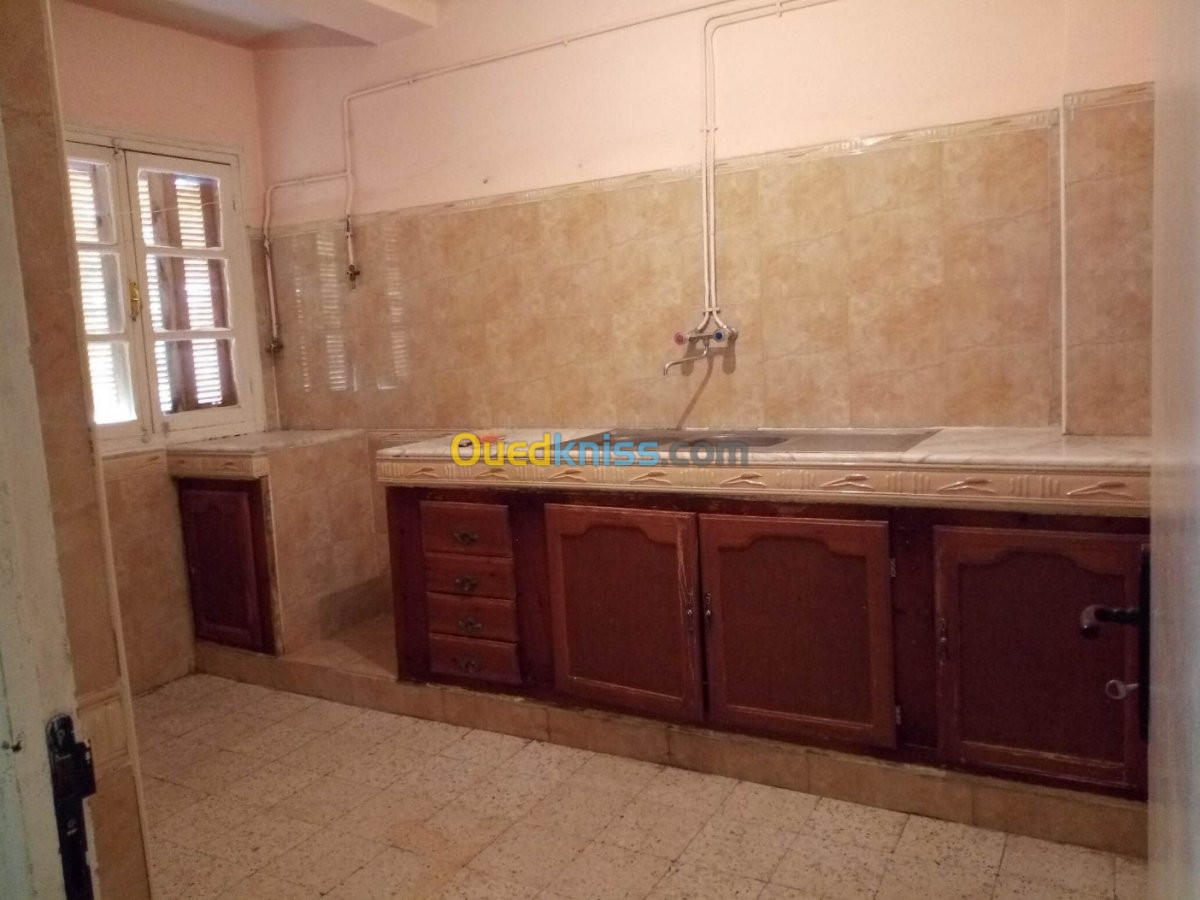 Vente Appartement F4 Guelma Guelma