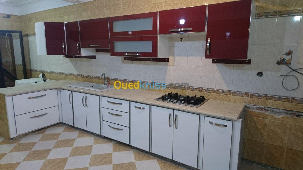 Fabrication de chambres et cuisines ..