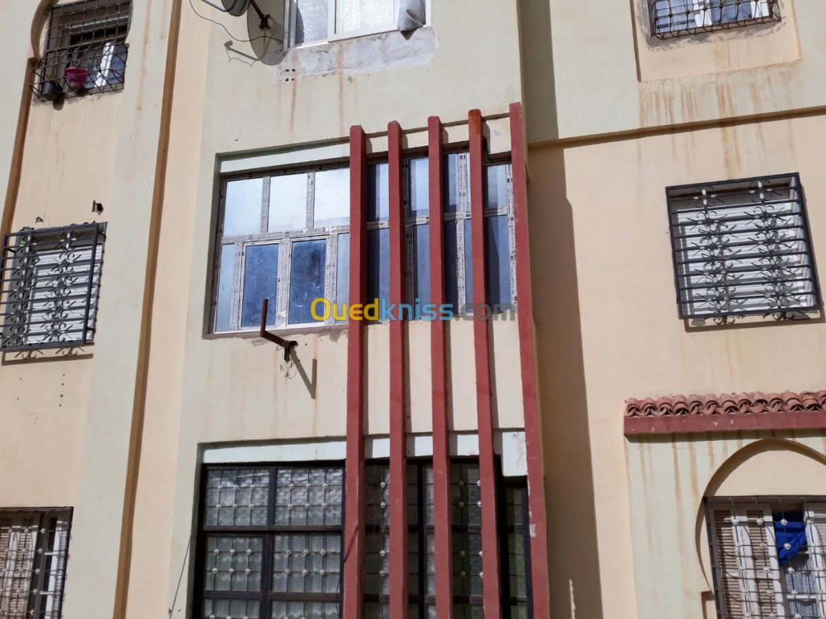 Location Appartement F4 Tiaret Tiaret