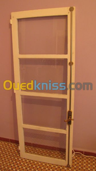 Vend fenetres en bois