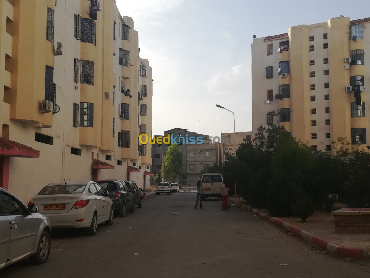 Vente Appartement F3 Oum el bouaghi Ain beida