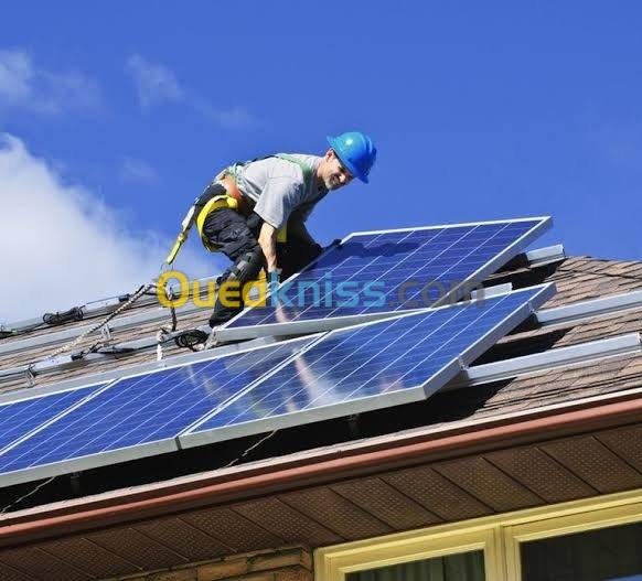 Installation des panneaux solaires 