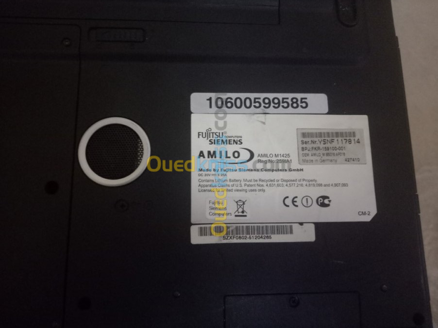 Fujitsu Siemens Amilo M1425