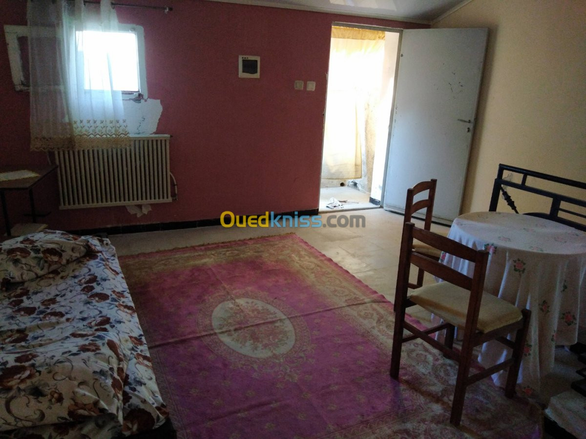 Location Appartement F4 Annaba Seraidi