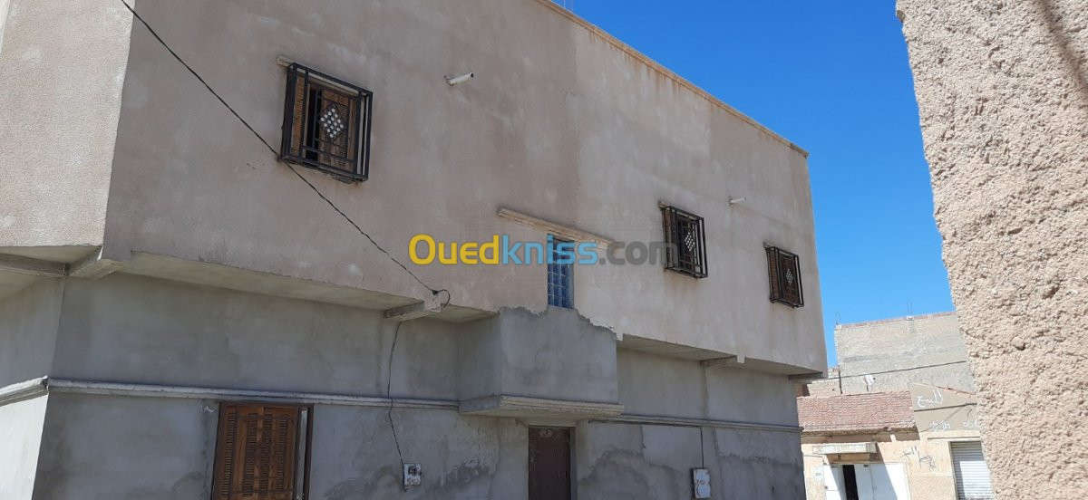 Vente Villa Djelfa Hassi bahbah